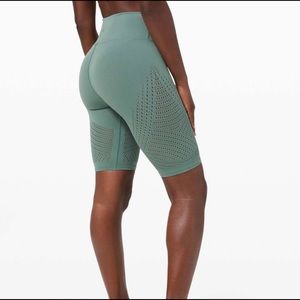 Lululemon Reveal Shorts